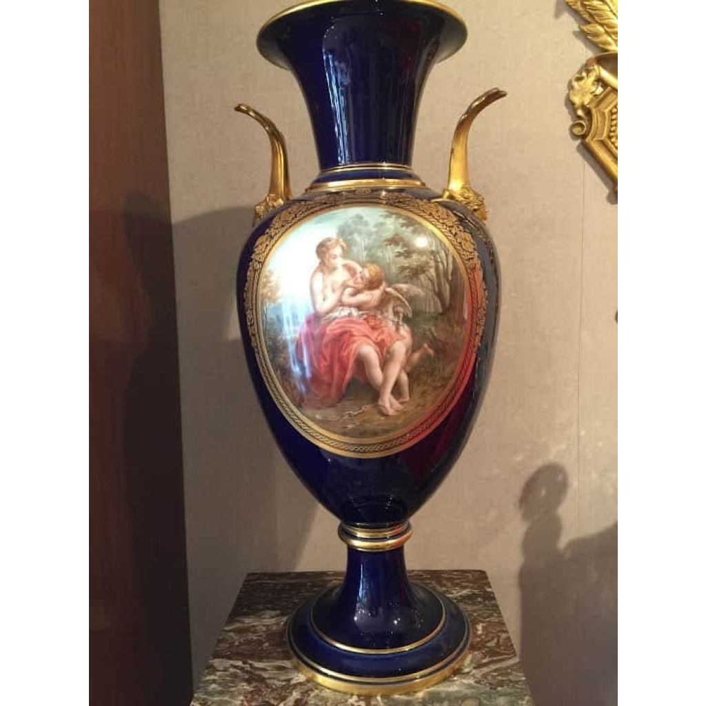 Vase à décor de Sèvres. Réf: 322 | Biron |||||