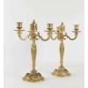Paire de Candélabre de style Louis XV en bronze doré, 19ème siècle, dorure d’origine. | Biron Paire de Candélabre de style Louis XV en bronze doré, 19ème siècle, dorure d'origine.
