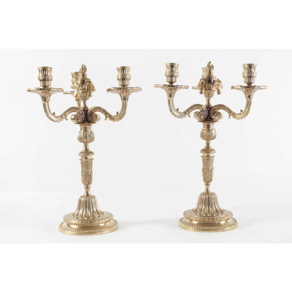 Paire de Candélabre de style Louis XV en bronze doré, 19ème siècle, époque napoléon III