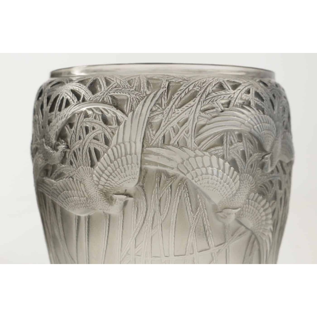 René Lalique Vase « Aigrettes » | Biron René Lalique Vase "Aigrettes"