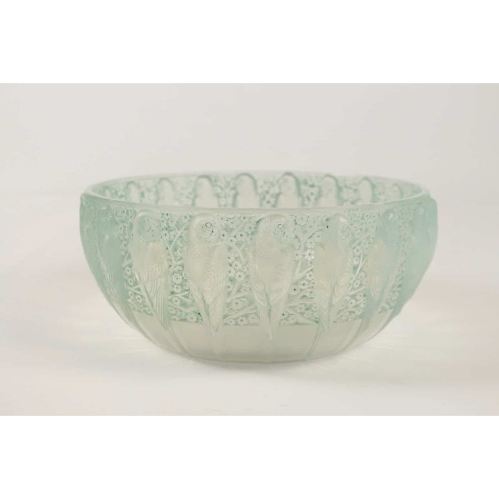 René Lalique Opalescente Coupe « Perruches » | Biron ||||||