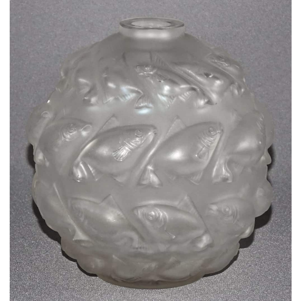 R. LALIQUE France Vase «Camaret» | Biron |