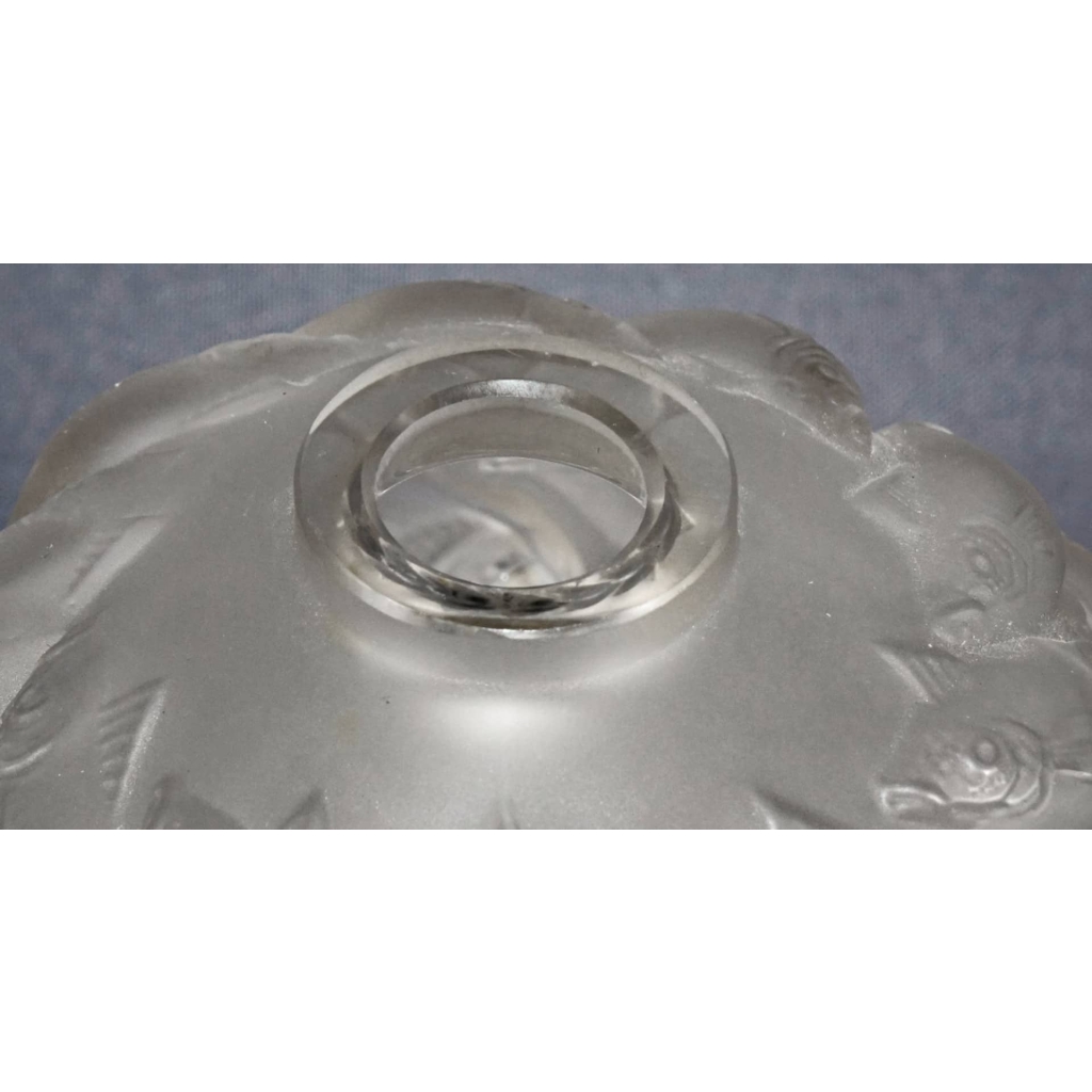 R. LALIQUE France Vase «Camaret» | Biron R. LALIQUE France Vase «Camaret»
