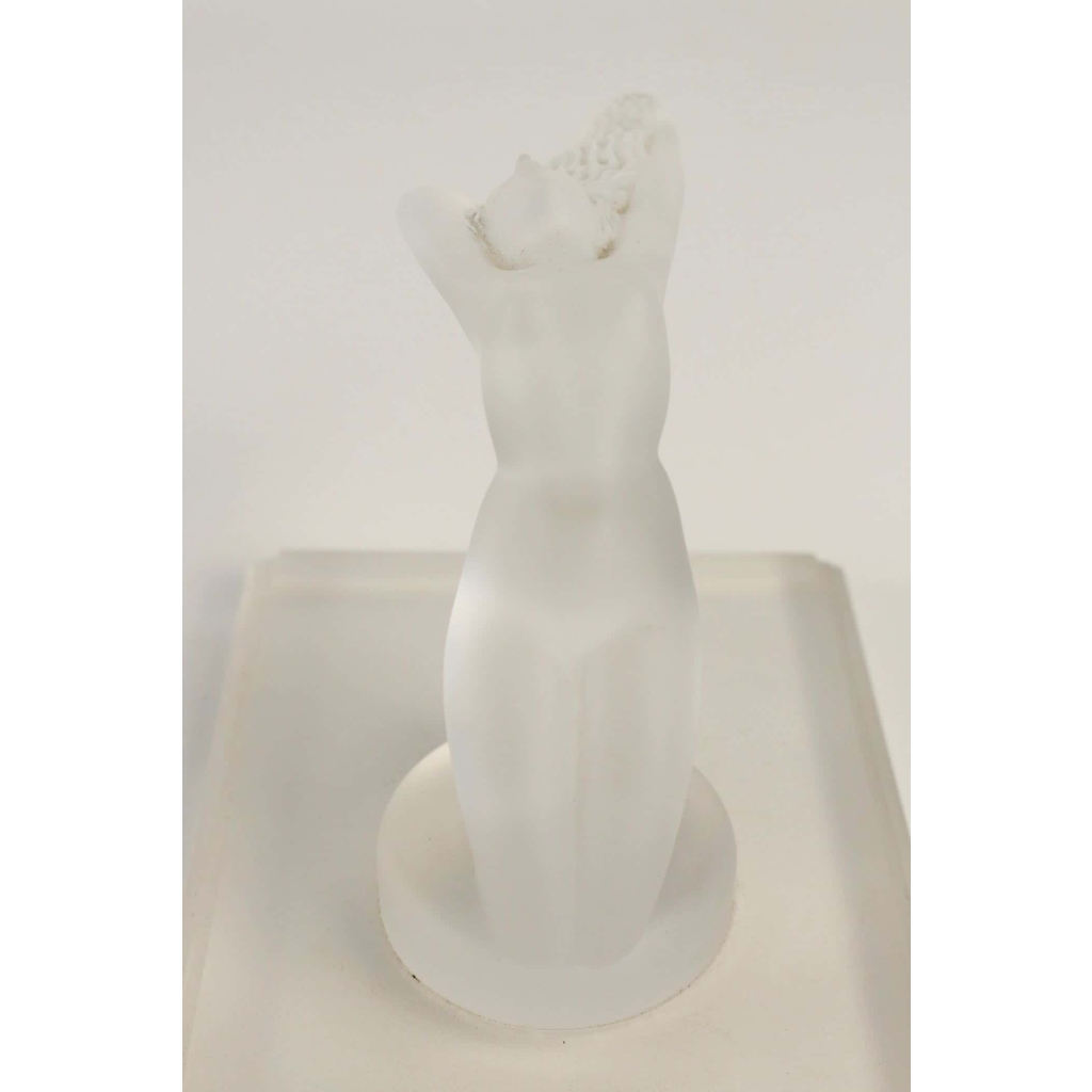 René Lalique Paire de Serres Livres « Chrisis » | Biron René Lalique Paire de Serres Livres "Chrisis"