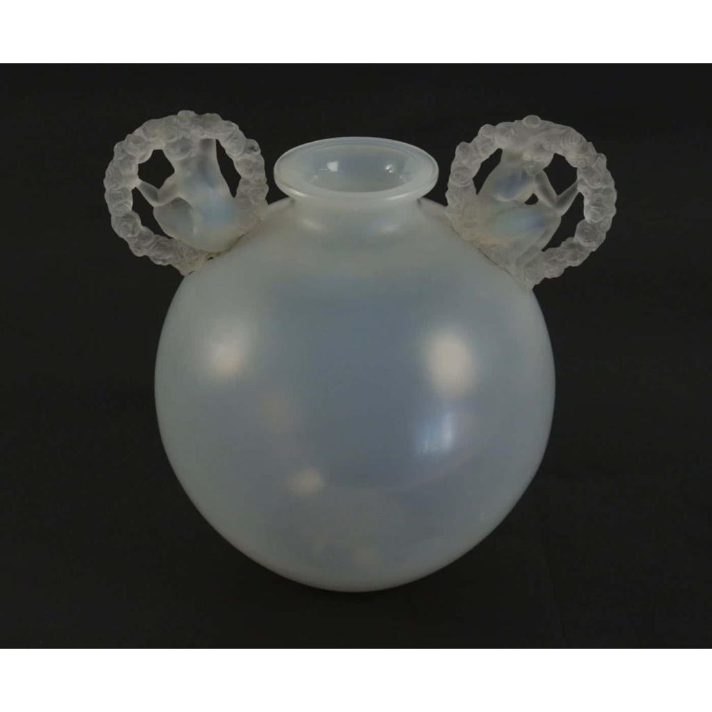 René Lalique Opalescent Vase « Ronsard » | Biron |||||||