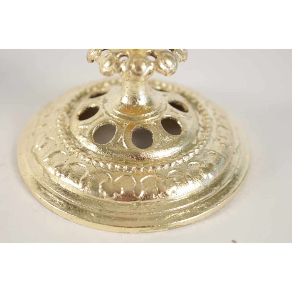 Paire de soliflores, cristal et bronze doré à la feuille d’or, XIXème siècle, époque Napoléon III | Biron Paire de soliflores, cristal et bronze doré à la feuille d'or, XIXème siècle, époque Napoléon III