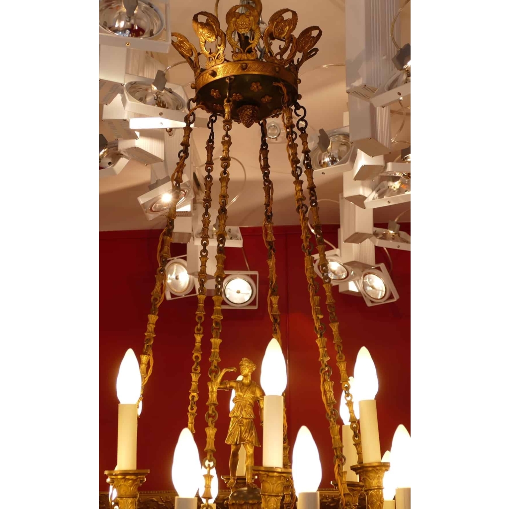 Important lustre Empire 18 lumières en bronze ciselé et doré | Biron Important lustre Empire 18 lumières en bronze ciselé et doré