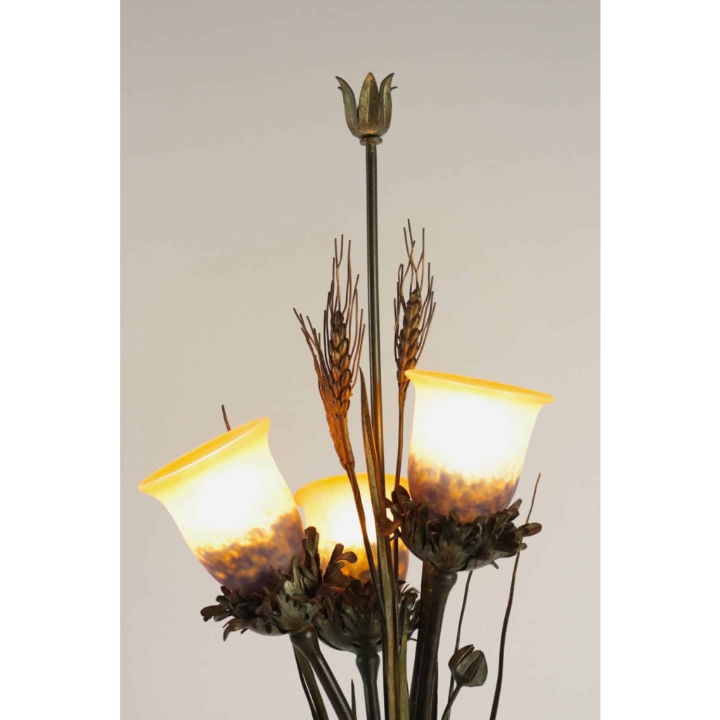 Rare lampe Art Nouveau en métal à décor d'épis de blé