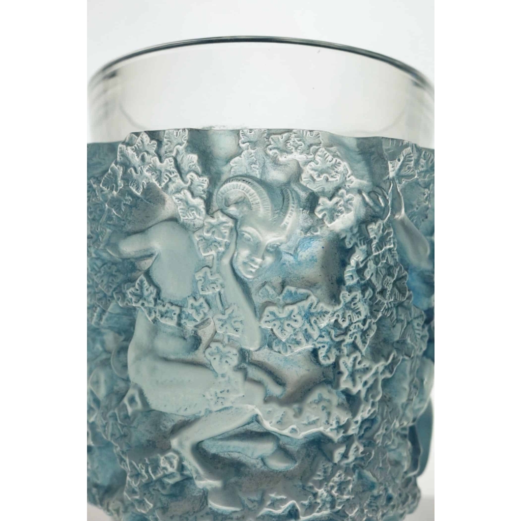 RENE LALIQUE (1860-1945) Vase «Bacchus» Patiné Bleu | Biron RENE LALIQUE (1860-1945) Vase «Bacchus» Patiné Bleu