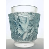 RENE LALIQUE (1860-1945) Vase «Bacchus» Patiné Bleu | Biron RENE LALIQUE (1860-1945) Vase «Bacchus» Patiné Bleu