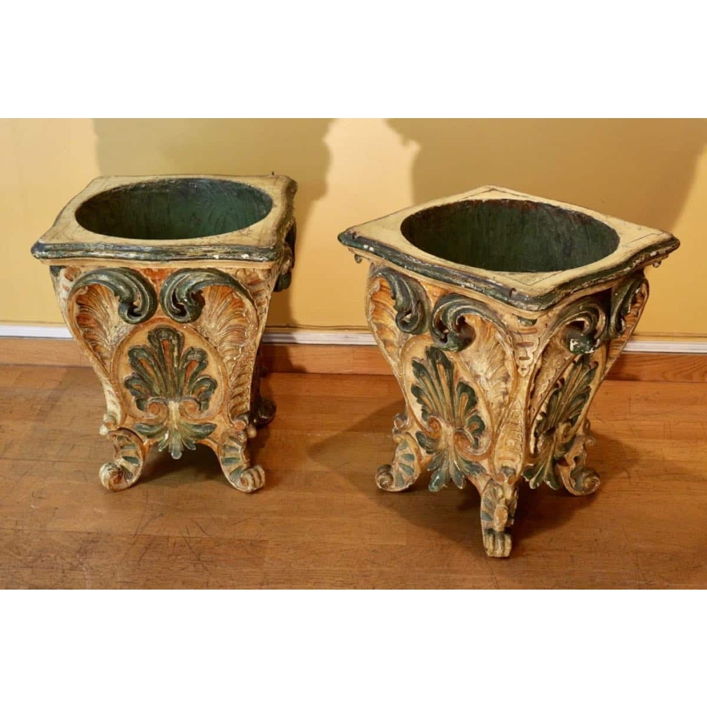 Paire de tabourets en bois sculpté formant jardinières du XIX ème siècle | Biron Paire de tabourets en bois sculpté formant jardinières du XIX ème siècle