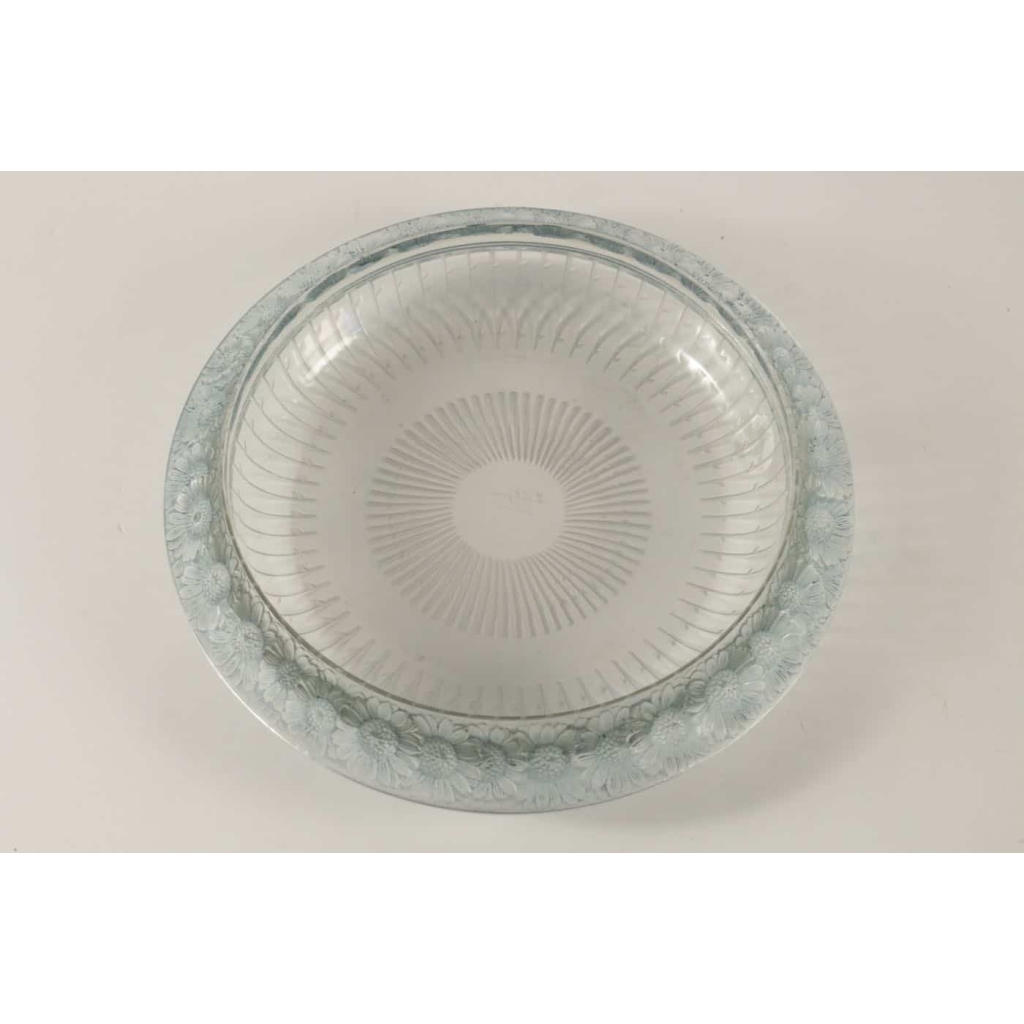 R Lalique Coupe « Marguerites » patinée Bleu | Biron R Lalique Coupe "Marguerites " patinée Bleu