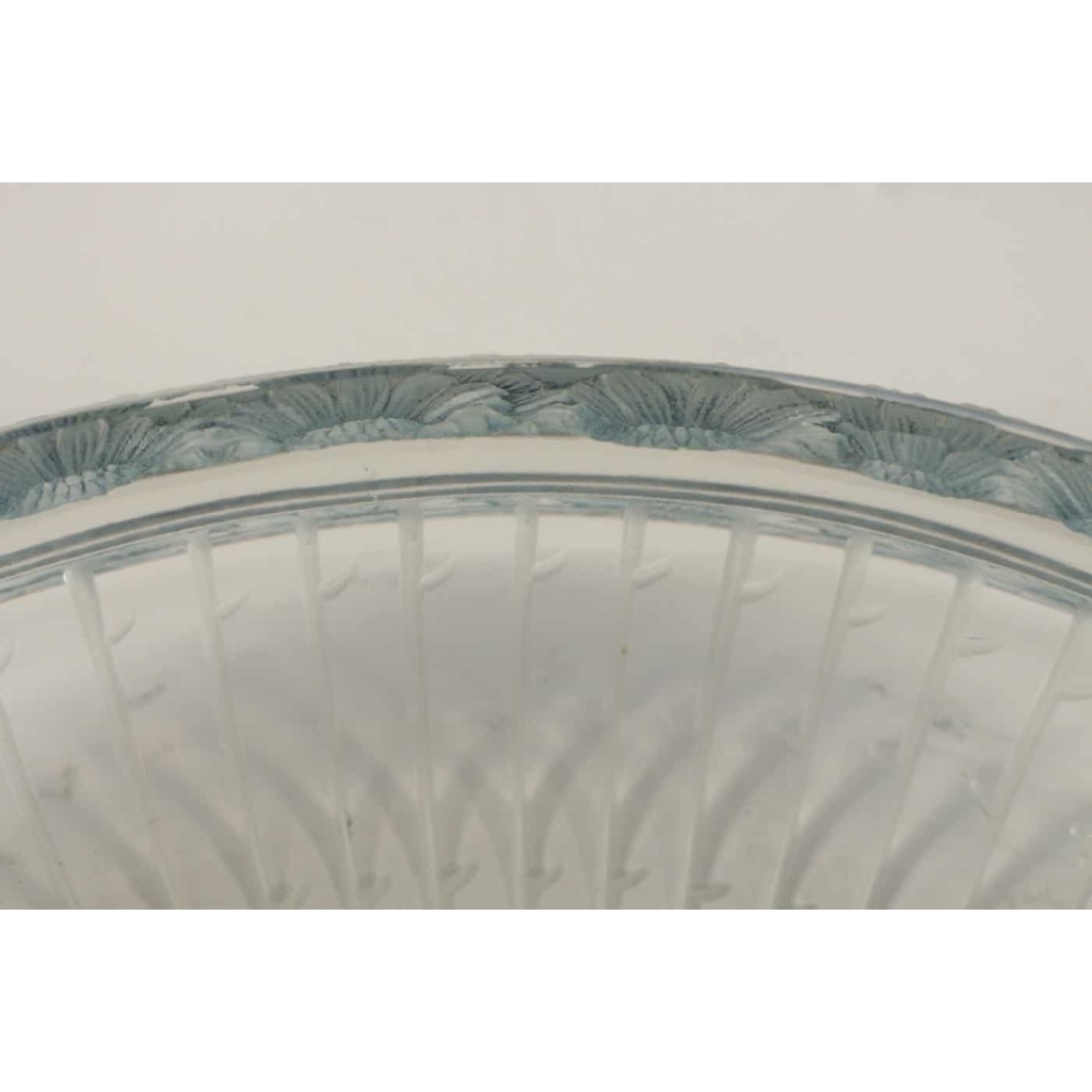 R Lalique Coupe « Marguerites » patinée Bleu | Biron R Lalique Coupe "Marguerites " patinée Bleu