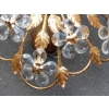 1970′ Plafonnier en Fer Doré et Cristal Style Maison Bagués Décor Feuilles et Fleurs Modèle Corbeille | Biron 1970' Plafonnier en Fer Doré et Cristal Style Maison Bagués Décor Feuilles et Fleurs Modèle Corbeille