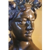 Buste de femme en bronze du XIXème siècle, signé de Jef Lambeaux. | Biron Buste de femme en bronze du XIXème siècle, signé de Jef Lambeaux.