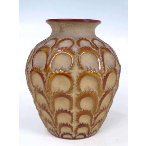 Réne LALIQUE (1860-1945): Vase « laiterons »