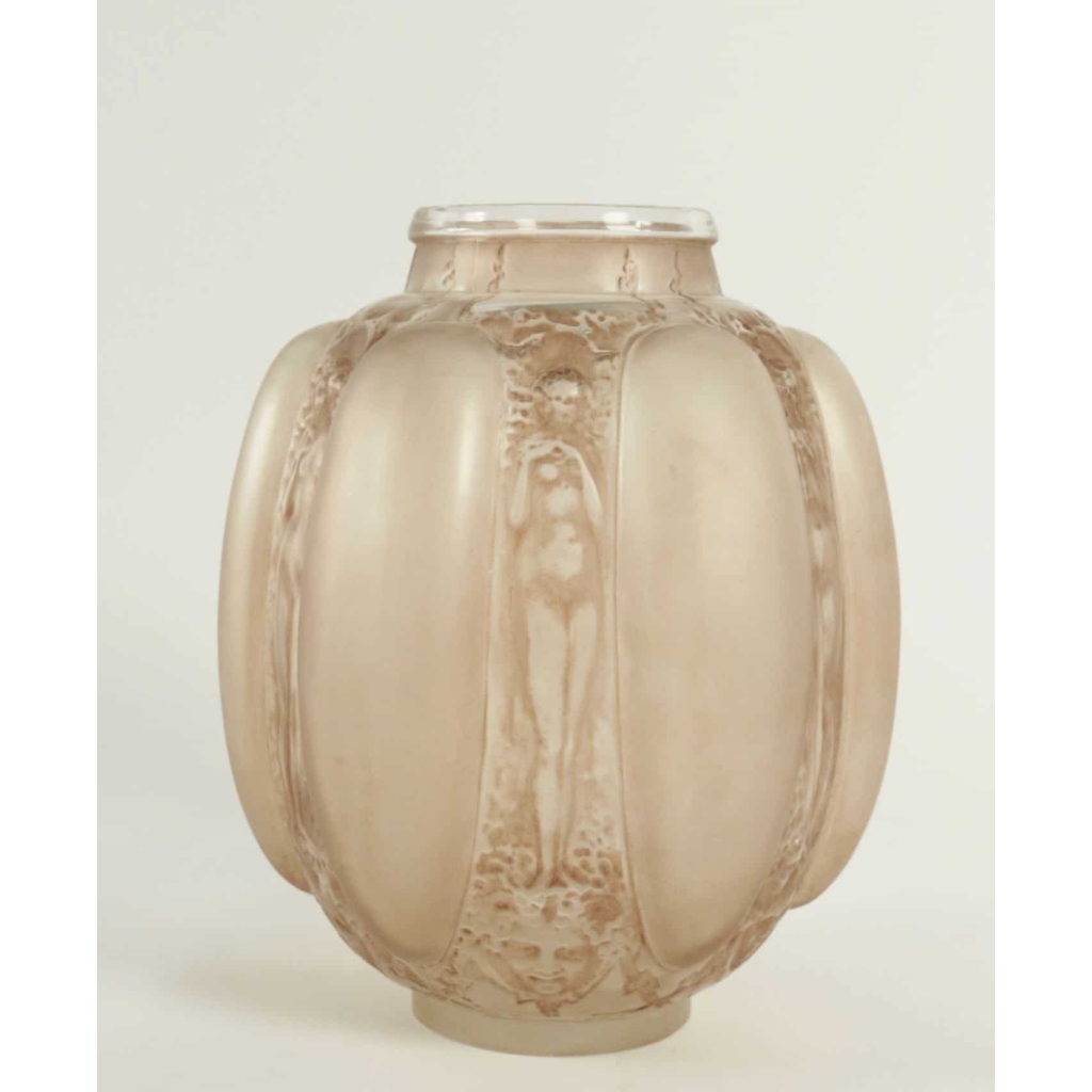 R Lalique Vase Six Figurines Et Masques | Biron R Lalique Vase Six Figurines Et Masques