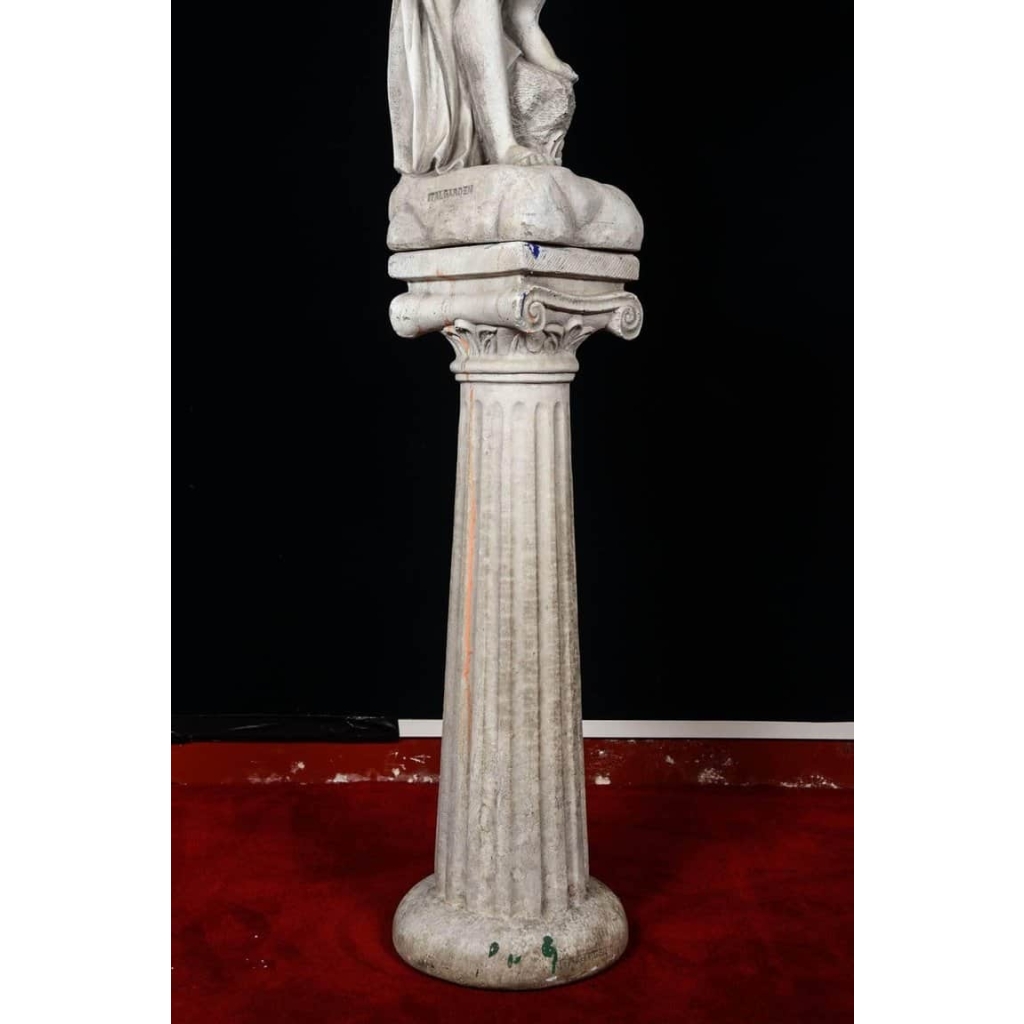 Sculpture Baigneuse, Pierre Reconstitué, XXème Siècle, Intérieur/Extérieur. | Biron Sculpture Baigneuse, Pierre Reconstitué, XXème Siècle, Intérieur/Extérieur.