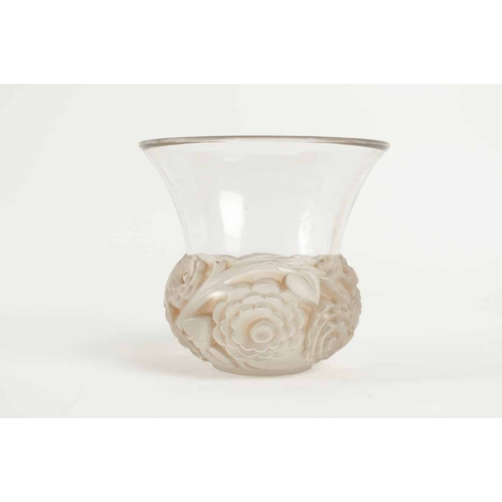 René LALIQUE (1860-1945) Renoncules Vase | Biron |||||