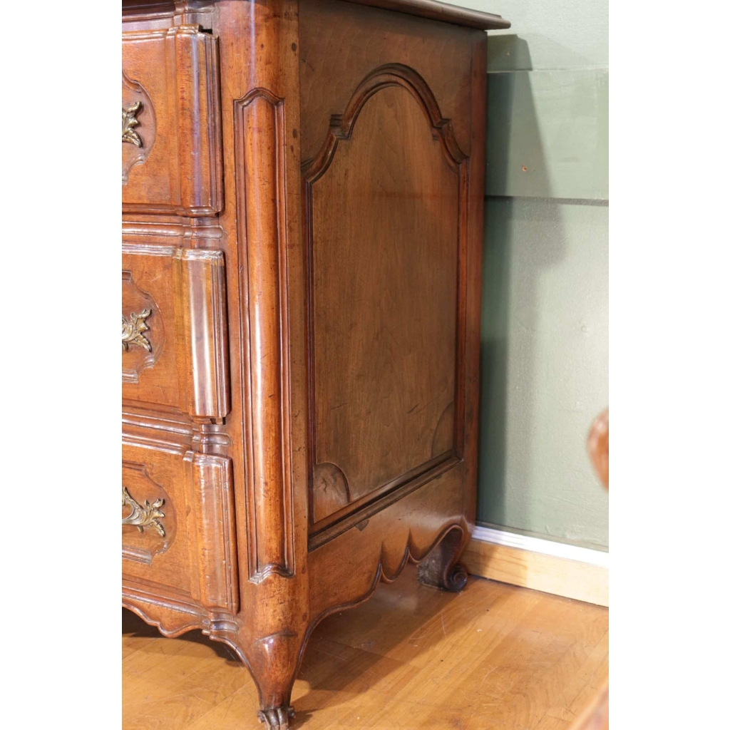 Commode arbalète du XVIII ème siècle