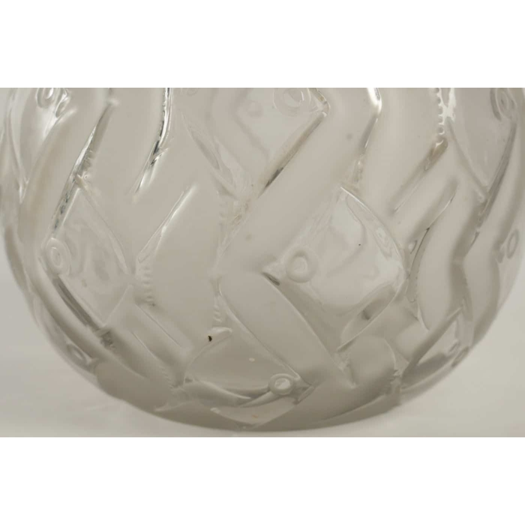 Rene Lalique Vase Penthievre | Biron Rene Lalique Vase Penthievre