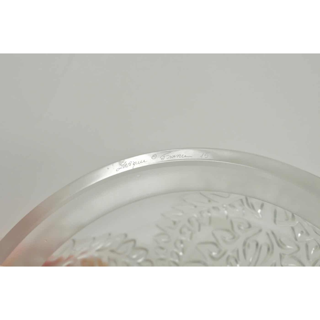 Lalique France » masque de femmes » Vase couvert (1998) | Biron Lalique France " masque de femmes " Vase couvert (1998)
