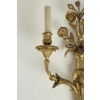 Paire d'appliques de style Louis XVI en bronze doré.