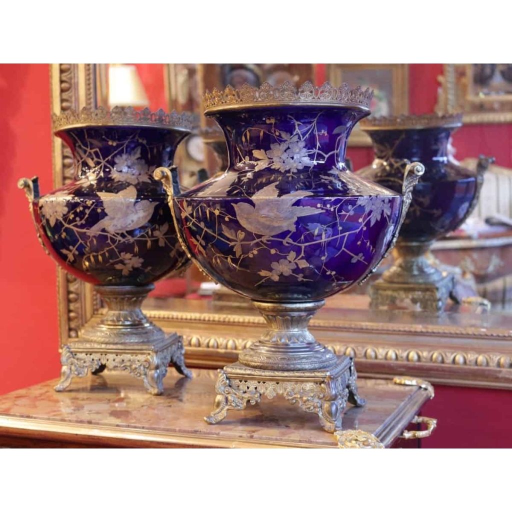 Paire de vases Bleu de Sèvres France 19e siècle | Biron ||||||||