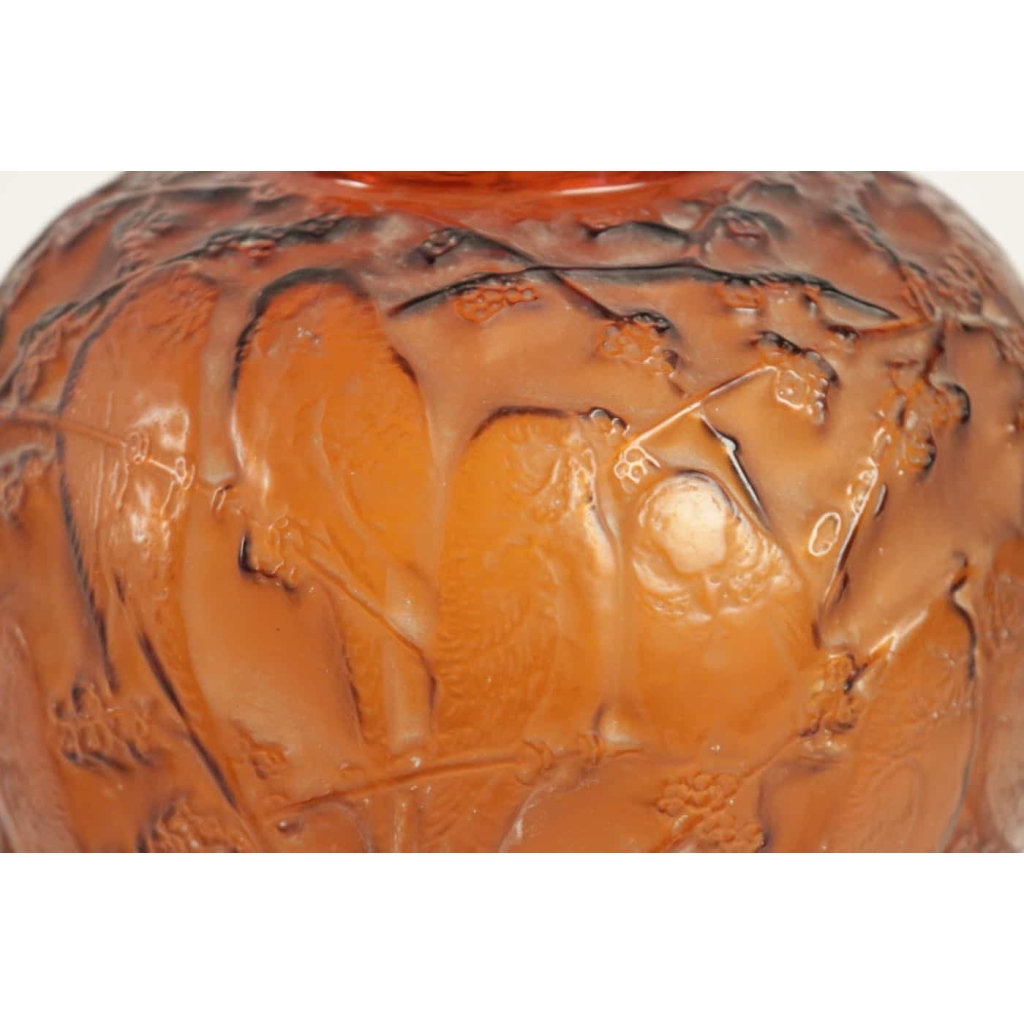 Rene Lalique Amber Vase « Perruches » | Biron Rene Lalique Amber Vase "Perruches"