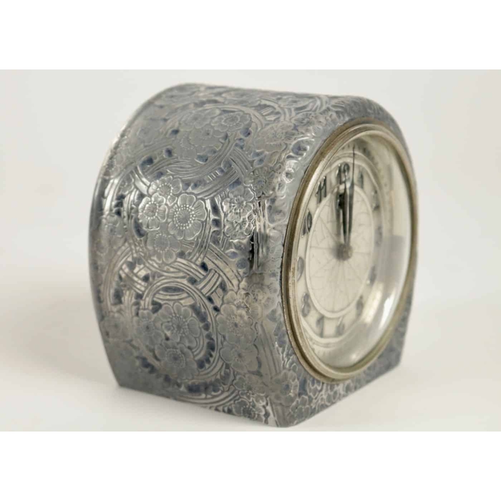 René Lalique & ATO Pendule « Eglantines » | Biron René Lalique & ATO Pendule "Eglantines"