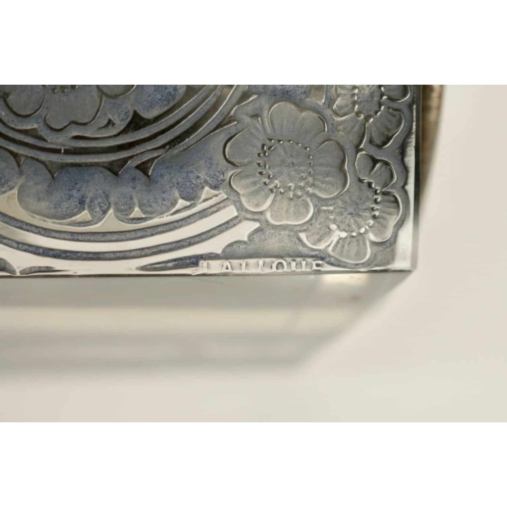 René Lalique & ATO Pendule « Eglantines » | Biron René Lalique & ATO Pendule "Eglantines"