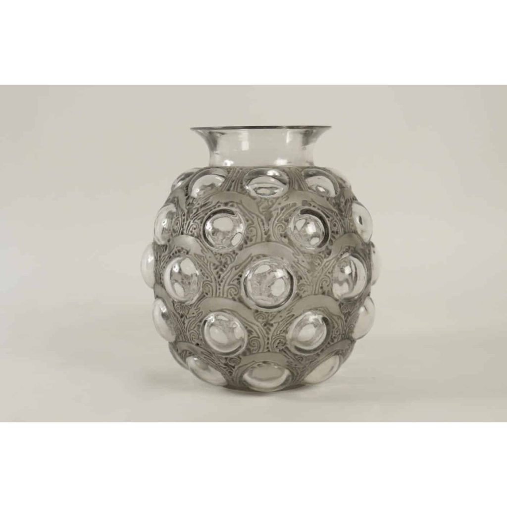 René Lalique Vase « Antilopes » | Biron |||||