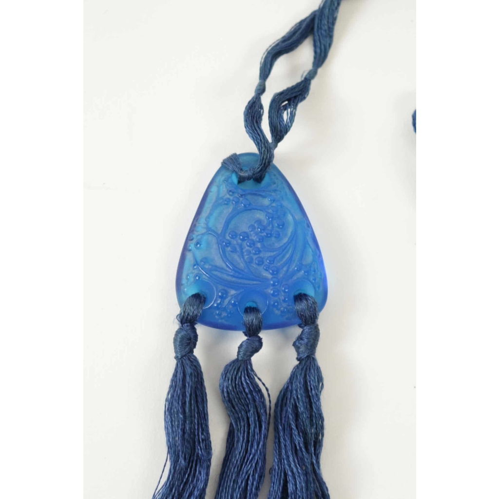 René Lalique Pendentif « Graines »bleu | Biron ||||