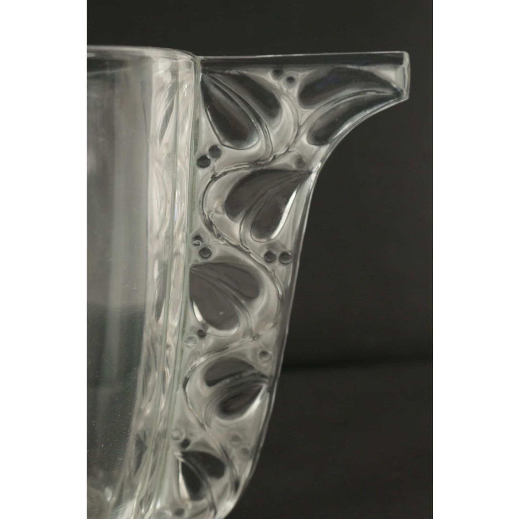 RENE LALIQUE (1860-1945) Vase « Honfleur » | Biron RENE LALIQUE (1860-1945) Vase "Honfleur"