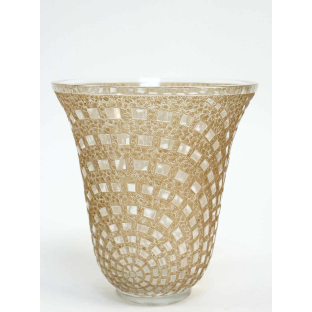 René Lalique Vase « Damiers » | Biron ||||