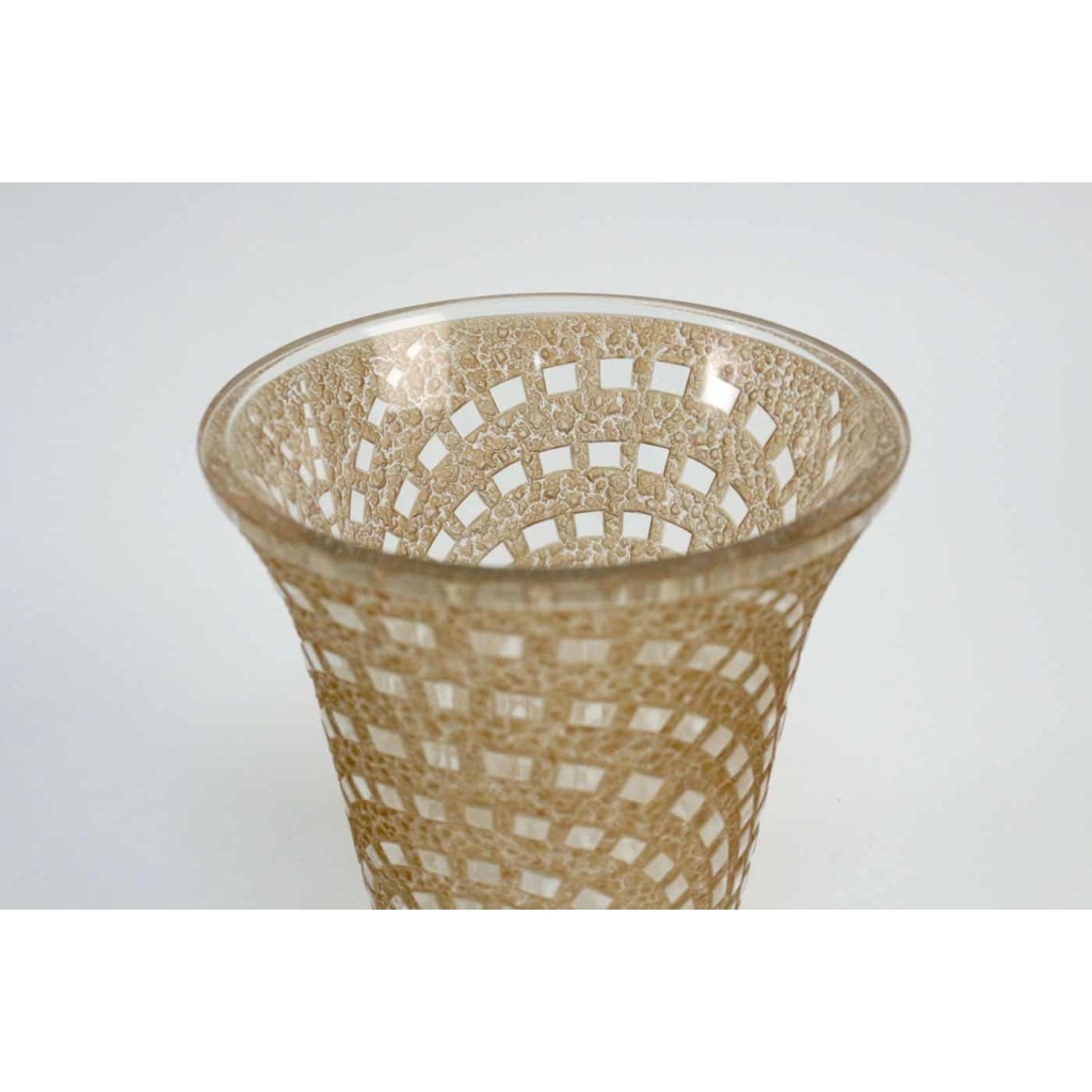 René Lalique Vase « Damiers » | Biron René Lalique Vase "Damiers"