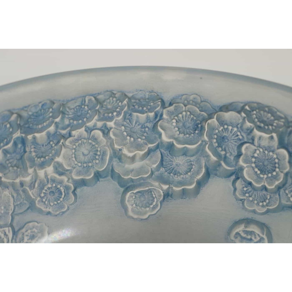 René Lalique (1860-1945), Boite » Primevères » | Biron René Lalique (1860-1945), Boite " Primevères"