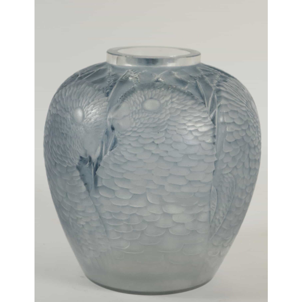Rene Lalique Vase » Alicante » | Biron Rene Lalique Vase" Alicante"