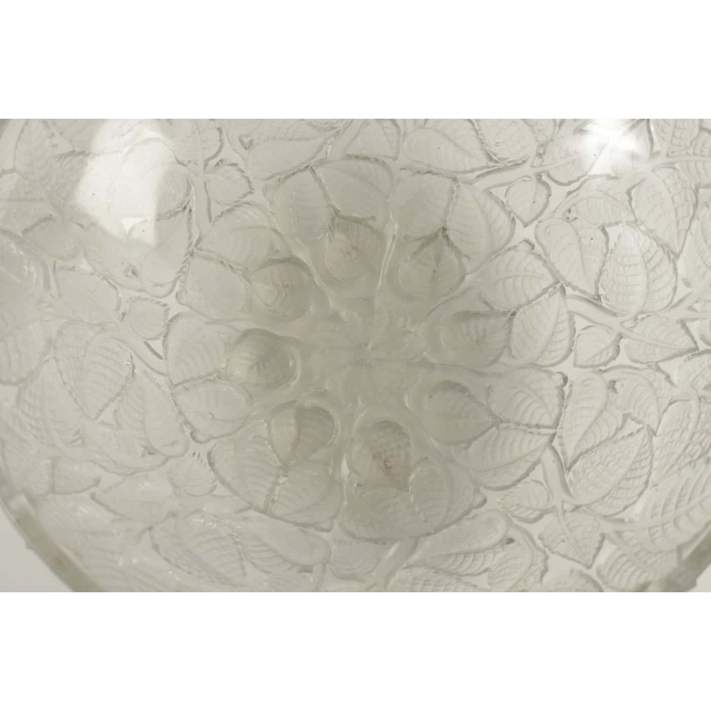 RENE LALIQUE (1860-1945) PLAFONNIER VASQUE « CHARMES » | Biron RENE LALIQUE (1860-1945) PLAFONNIER VASQUE « CHARMES »