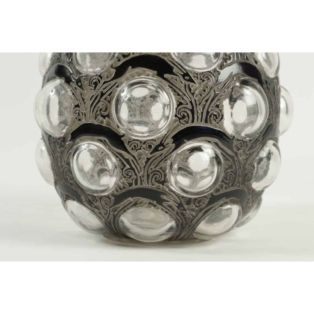 RENE LALIQUE (1860-1945) Vase “Antilopes” | Biron RENE LALIQUE (1860-1945) Vase “Antilopes”