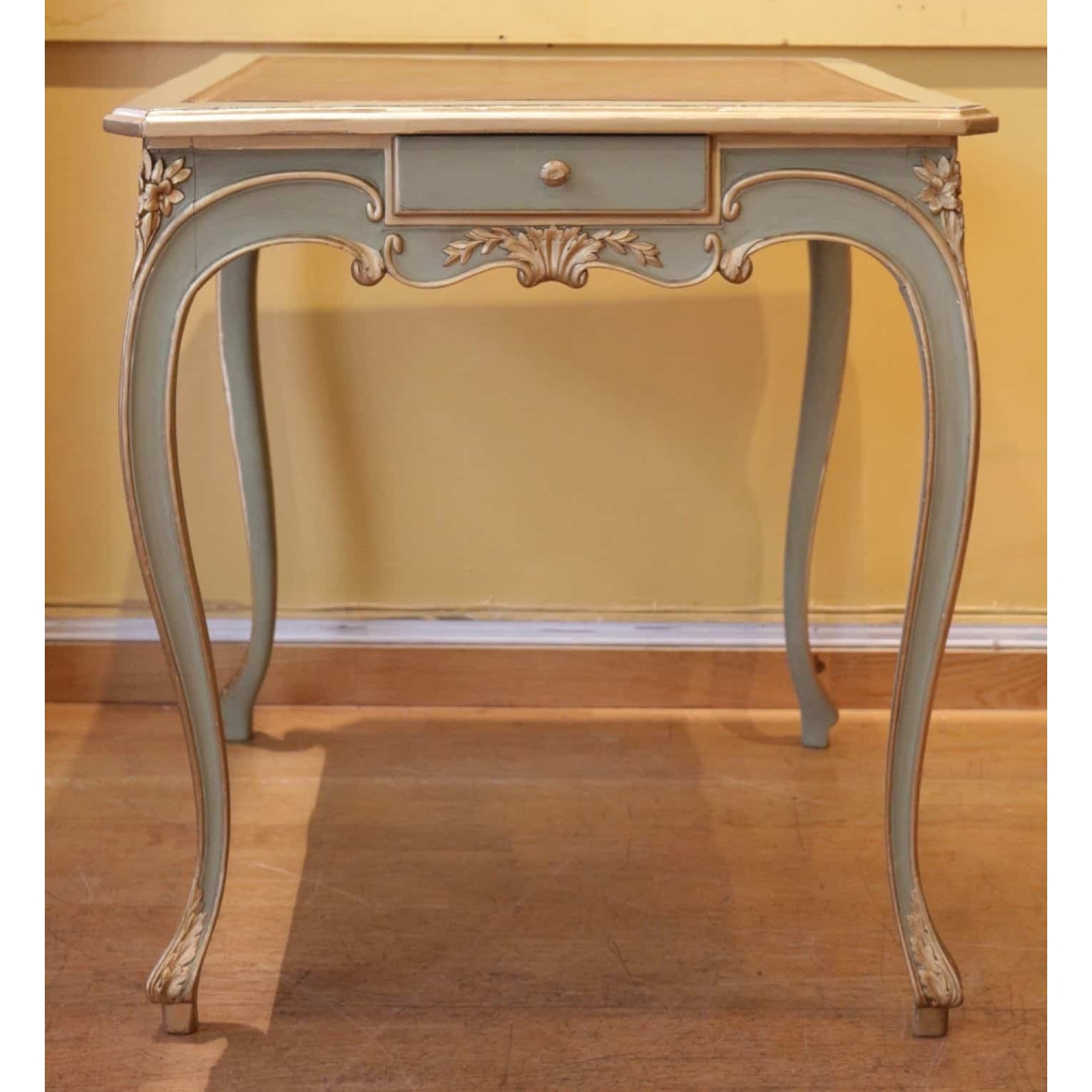 Table à jeux en bois peint de style Louis XV