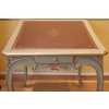 Table à jeux en bois peint de style Louis XV