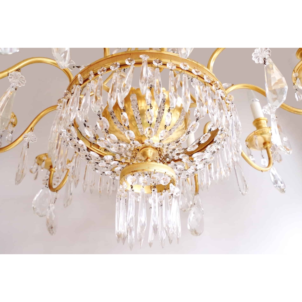 Lustre à poignards et pampilles de style Directoire, circa 1970 | Biron Lustre à poignards et pampilles de style Directoire, circa 1970
