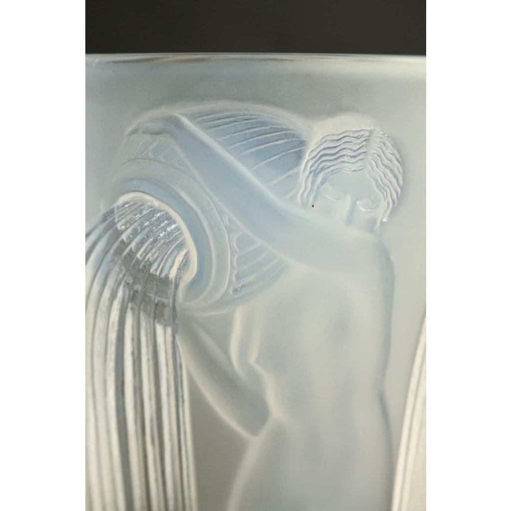 René Lalique Opalescent « Danaides » Vase | Biron René Lalique Opalescent "Danaides" Vase