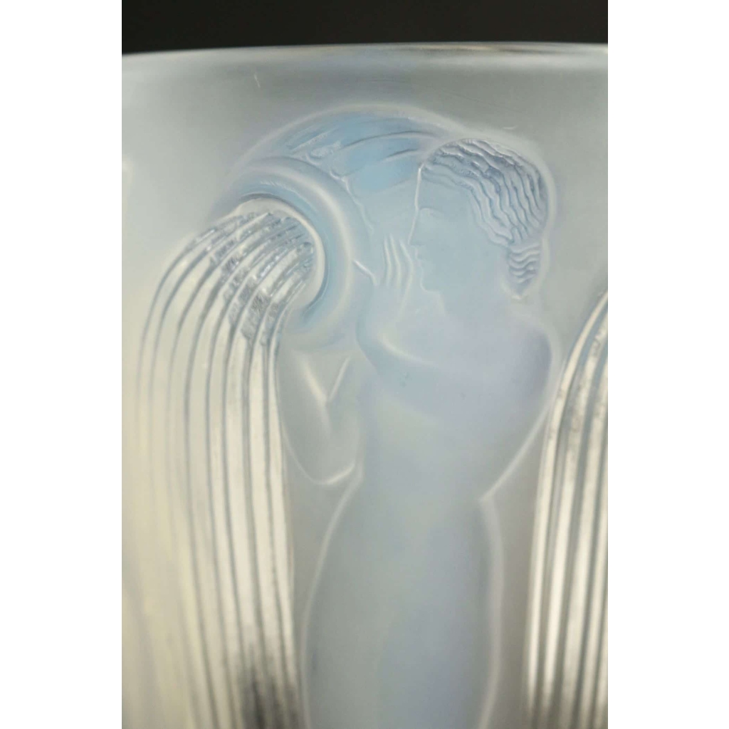 René Lalique Opalescent « Danaides » Vase | Biron René Lalique Opalescent "Danaides" Vase