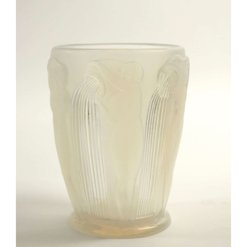 René Lalique Opalescent « Danaides » Vase | Biron René Lalique Opalescent "Danaides" Vase