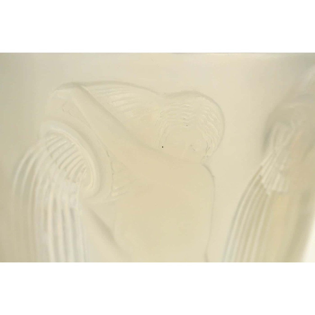 René Lalique Opalescent « Danaides » Vase | Biron René Lalique Opalescent "Danaides" Vase
