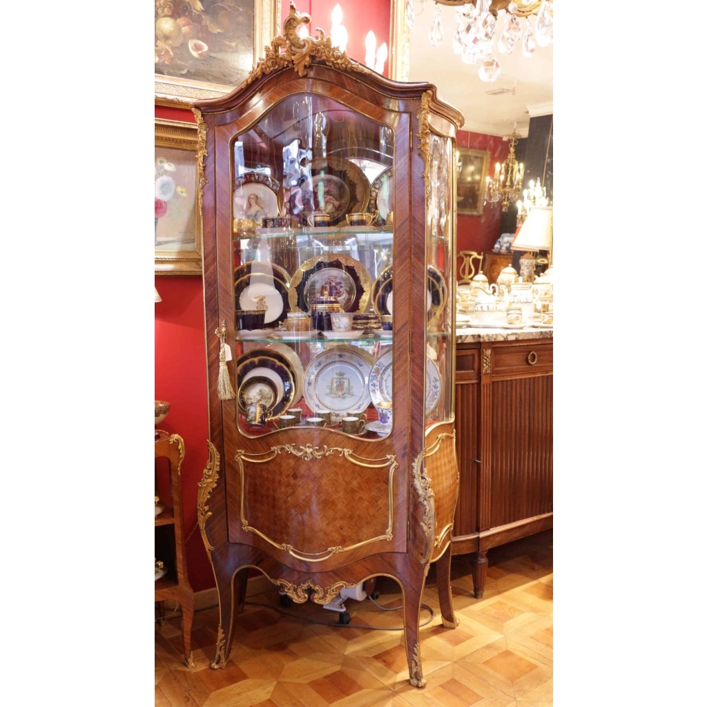 Vitrine St Louis XV | Biron |||