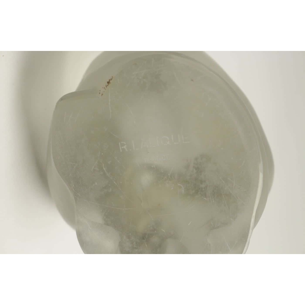 René Lalique (1860-1945) « Chat Assis » | Biron René Lalique (1860-1945) "Chat Assis"