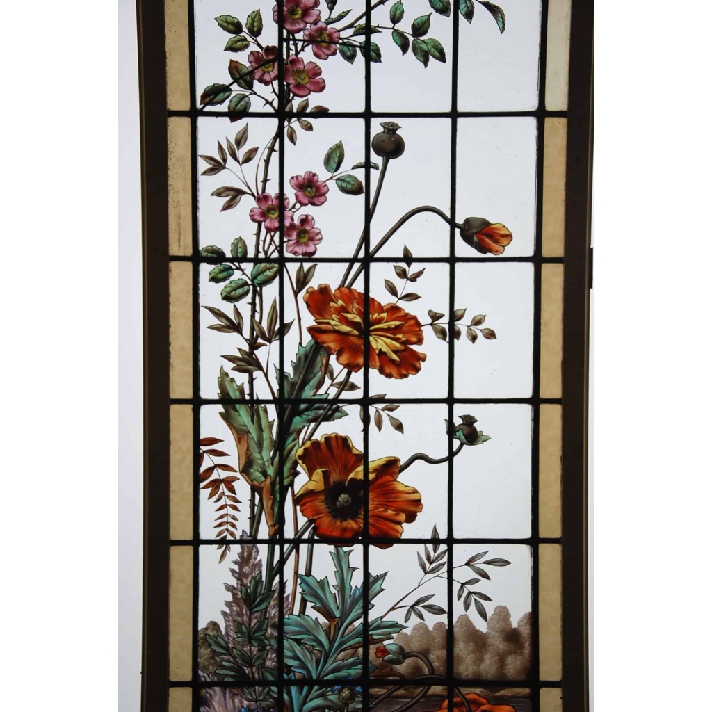 PAIRE DE VITRAUX Á DECOR FLORAL | Biron PAIRE DE VITRAUX Á DECOR FLORAL